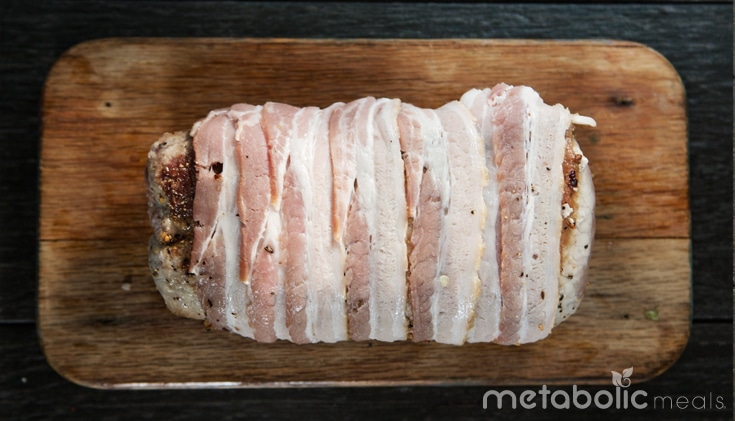holiday-pork-roast-with-apricots-and-roasted-apples-body-2
